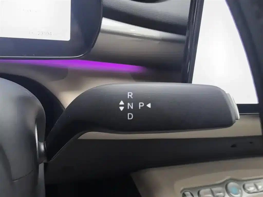 Dolphin 2025 Smart Driving Edition 410km Fashion Edition — миниатюра 13