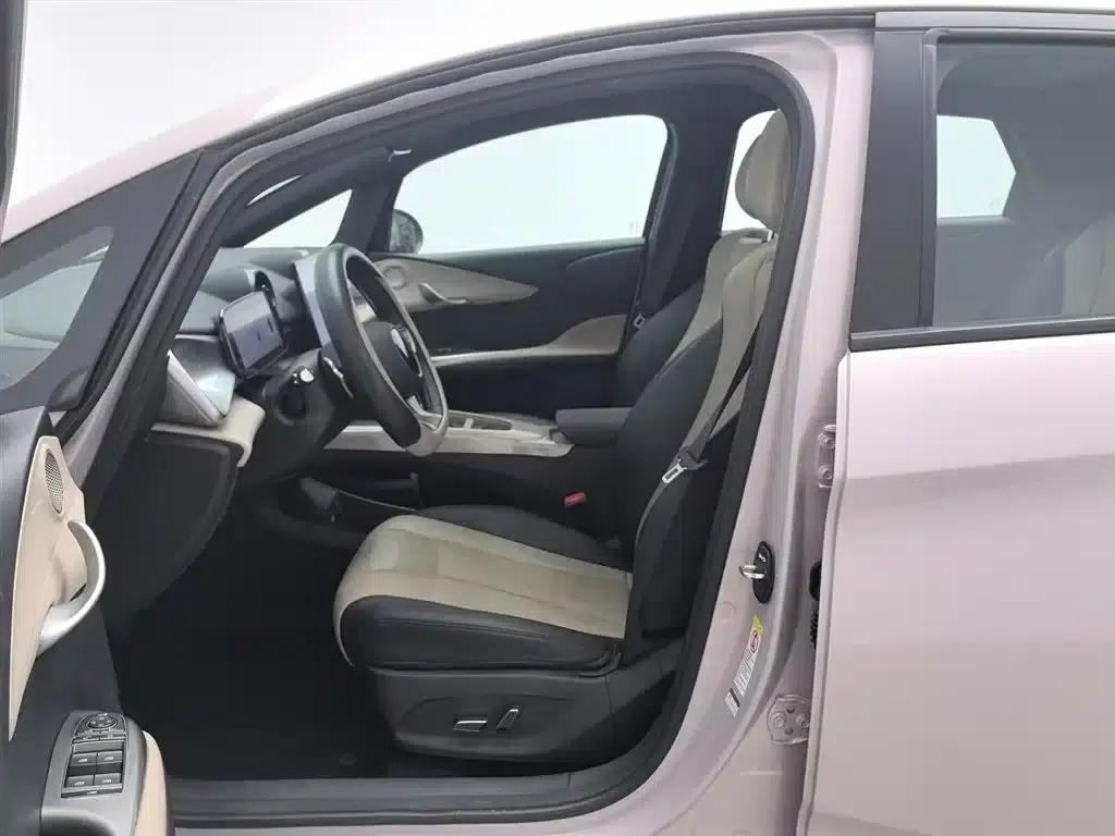 Dolphin 2025 Smart Driving Edition 410km Fashion Edition — миниатюра 10