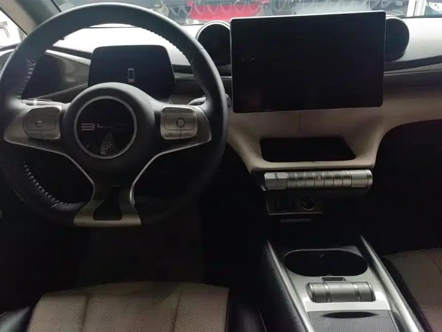 Dolphin 2023 420km Freedom Edition — миниатюра 12