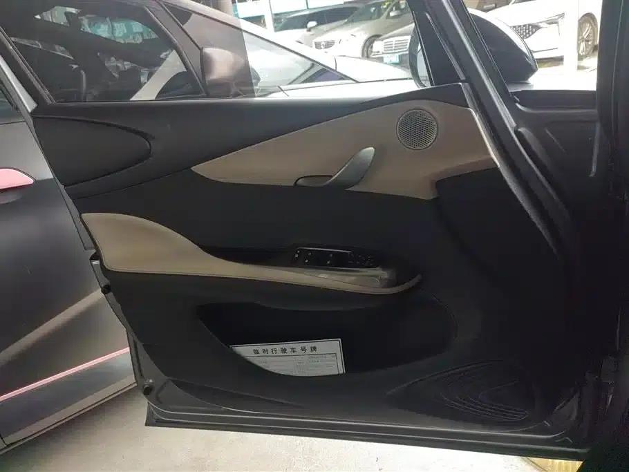 Dolphin 2023 420km Freedom Edition — миниатюра 7