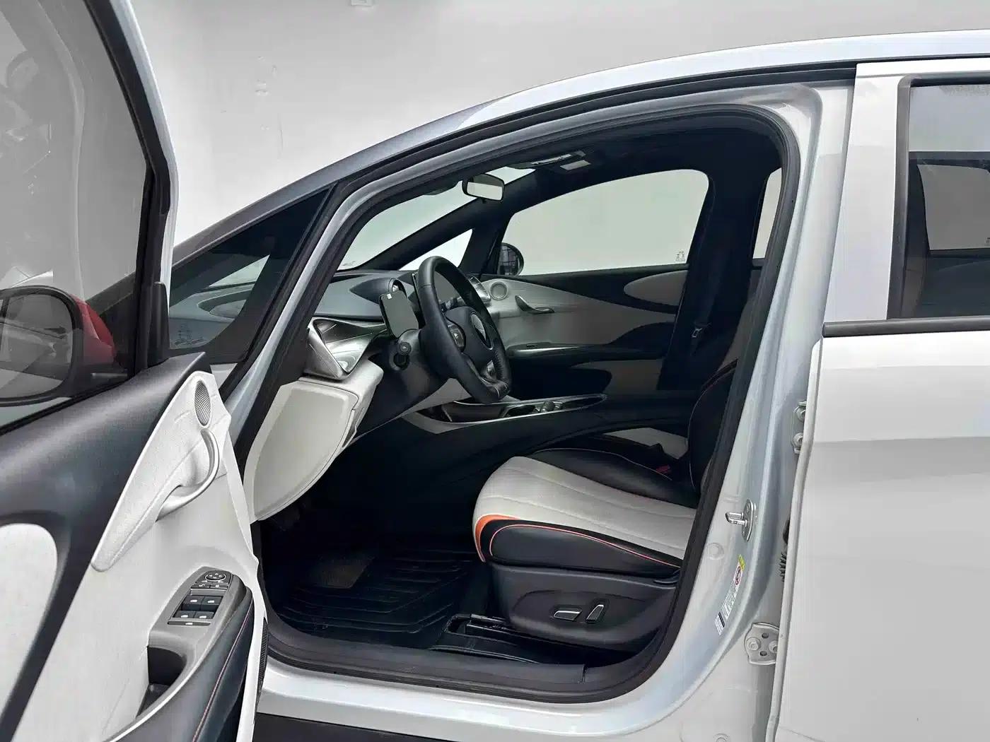 Dolphin 2023 Model 401km/h Knight Edition — миниатюра 9