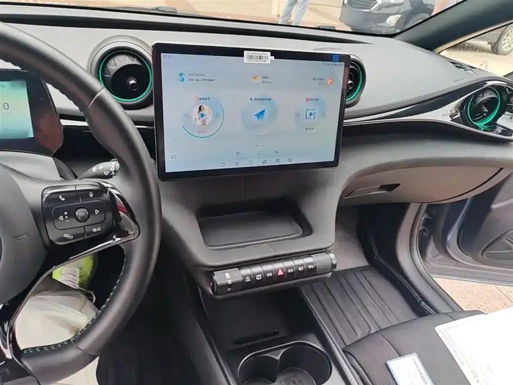 Dolphin 2024 Glory Edition 420km Freedom Edition — миниатюра 10
