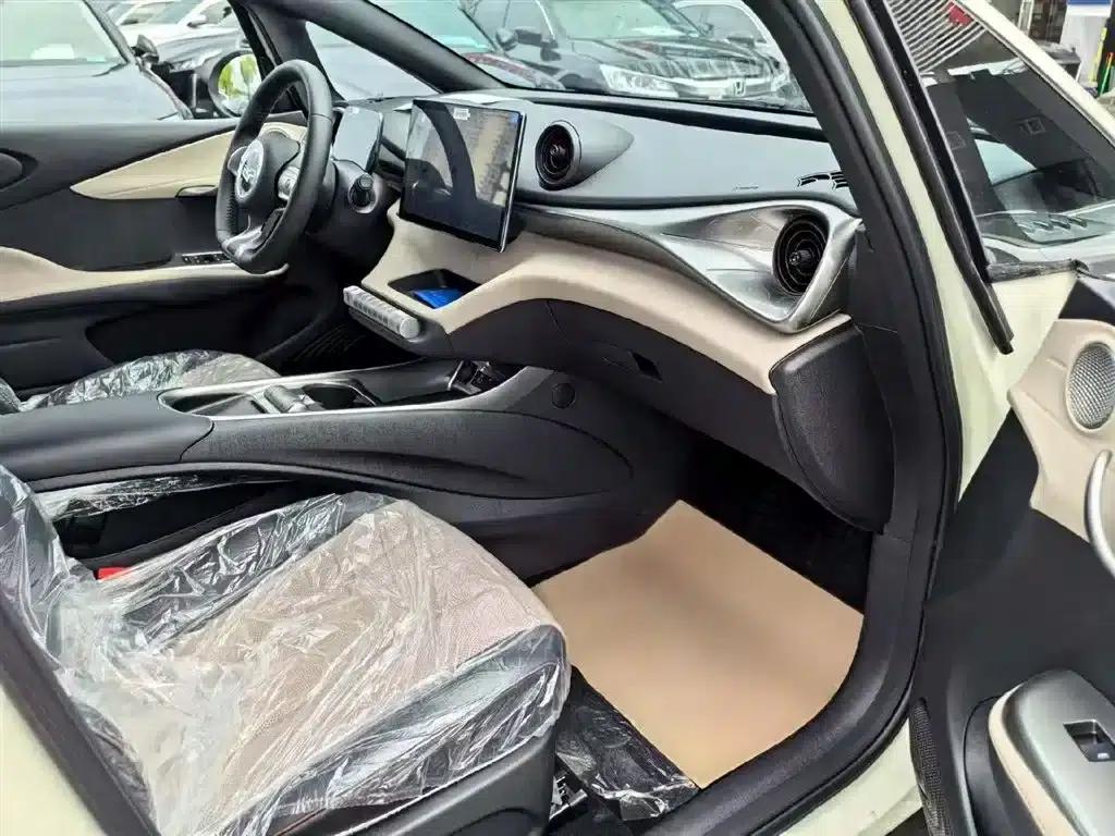 Dolphin 2023 420km Freedom Edition — миниатюра 12