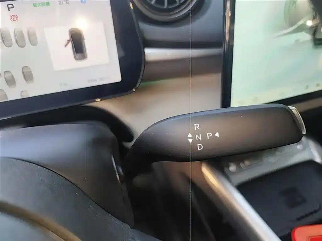 Dolphin 2025 Smart Driving Edition 410km Fashion Edition — миниатюра 14