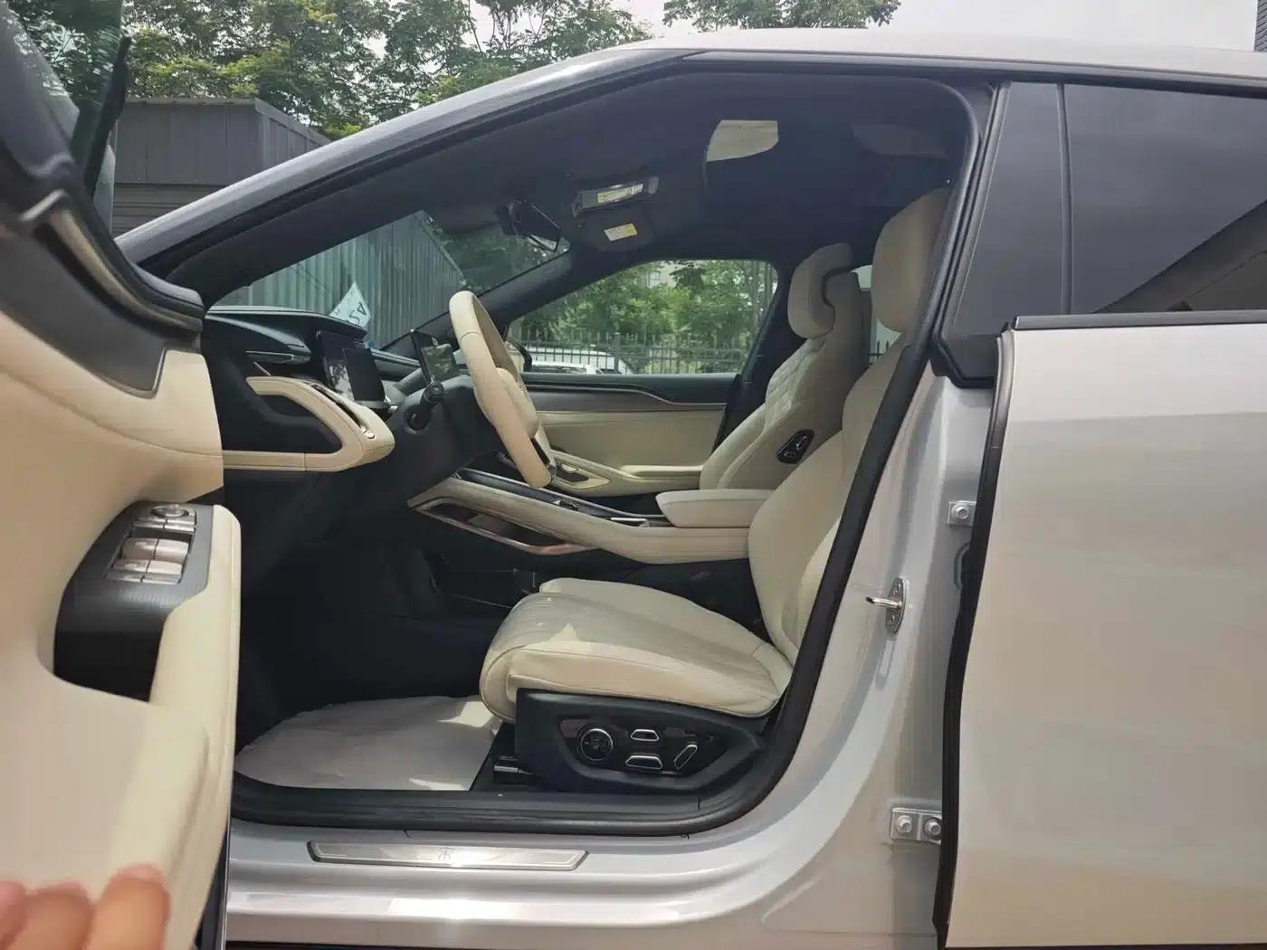 Song L EV 2024 Model 662km Excellent Edition — миниатюра 5