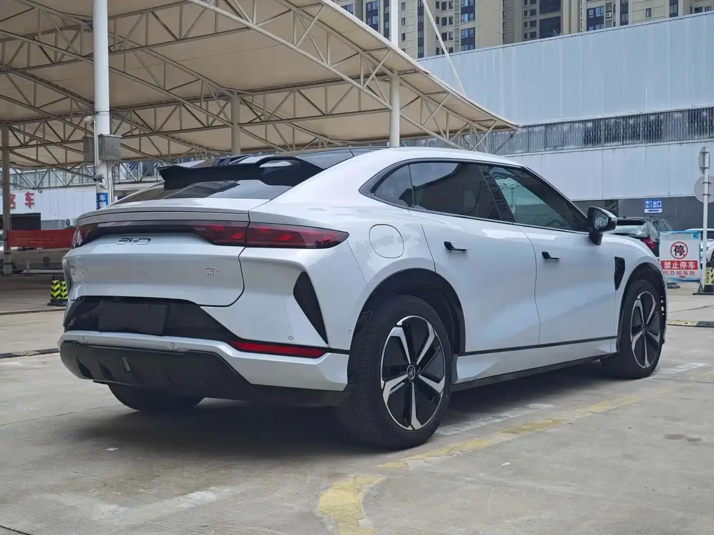 Song L EV 2024 Model 662km Excellent Edition — миниатюра 9