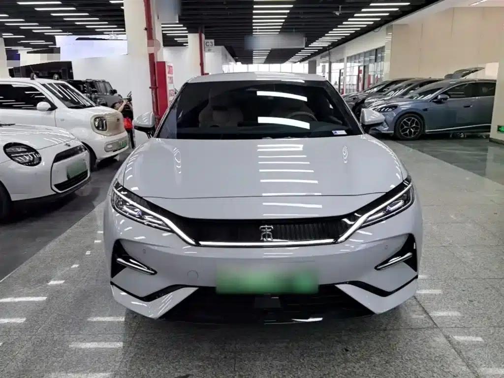 Song L EV 2024 550km Excellent Edition — миниатюра 3