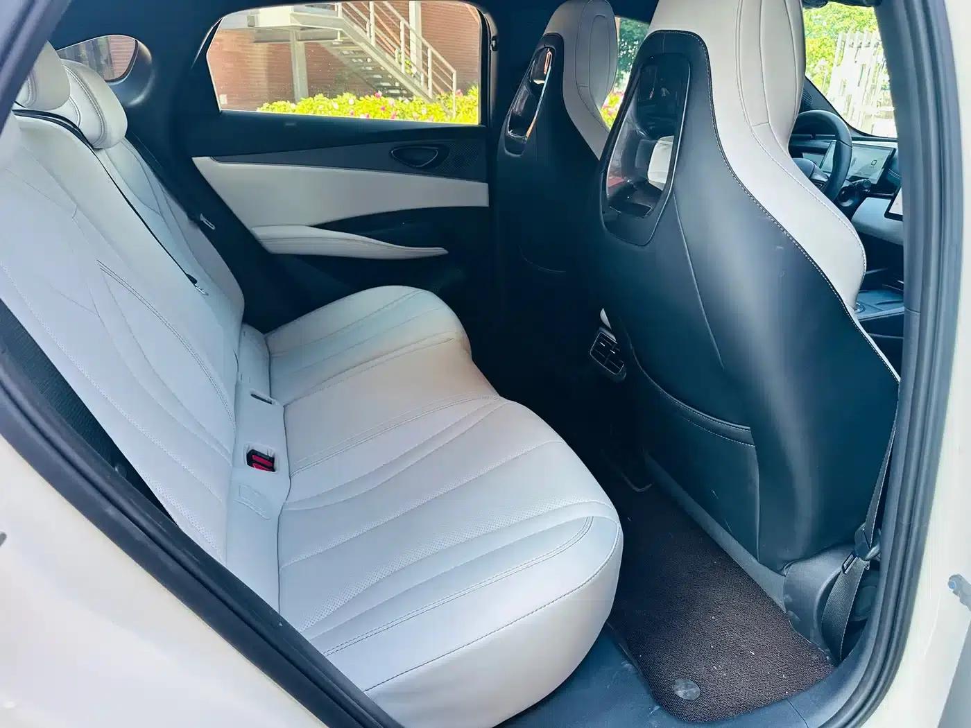 Seal 06 2024 DM-i 120KM Premium Edition — миниатюра 13
