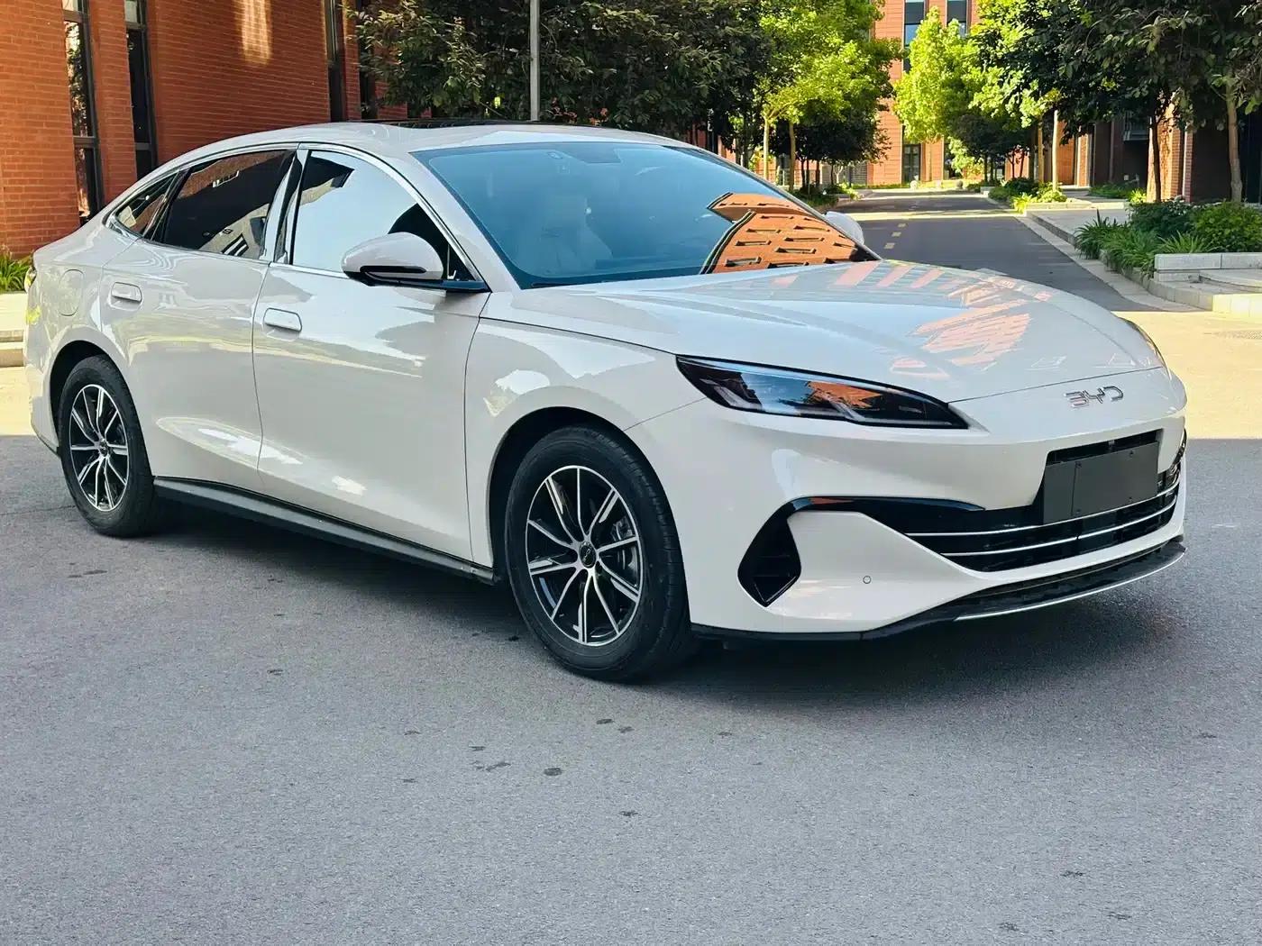 Seal 06 2024 DM-i 120KM Premium Edition — миниатюра 3