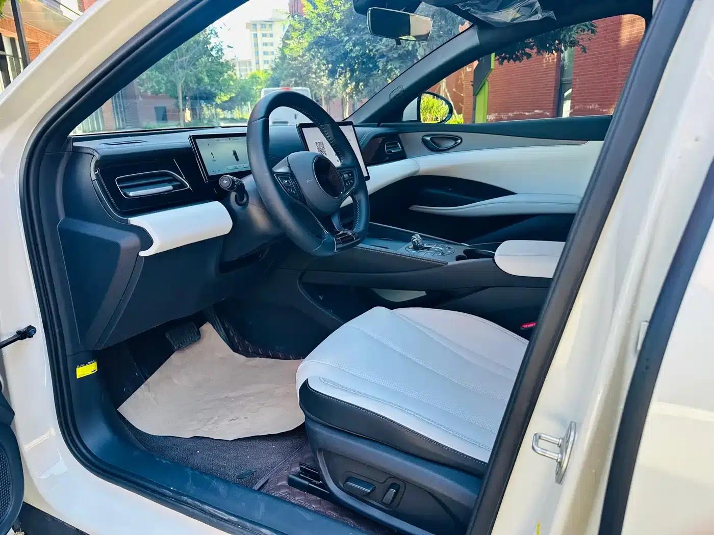 Seal 06 2024 DM-i 120KM Premium Edition — миниатюра 10