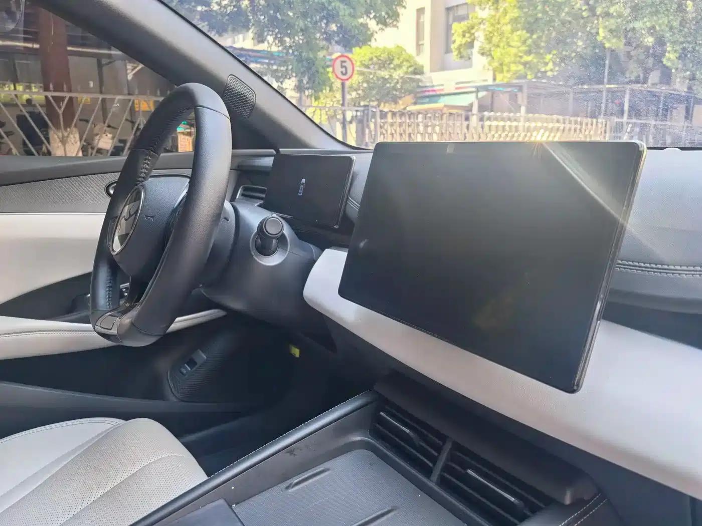 Seal 06 2024 DM-i 80KM Luxury — миниатюра 14