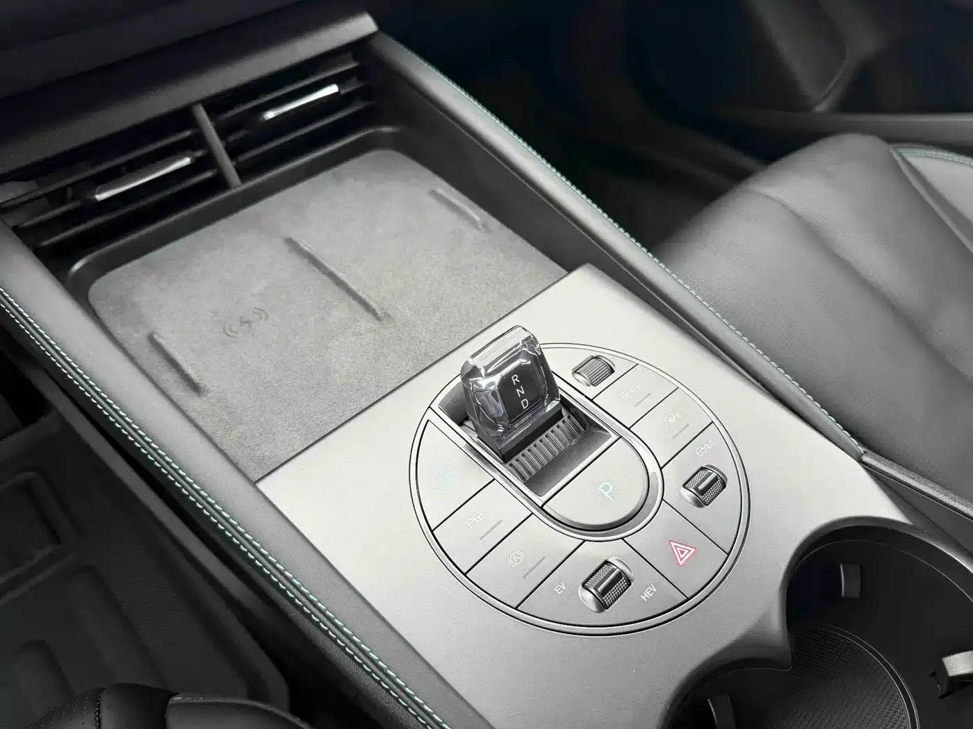 Seal 06 2025 DM-i Intelligent Driving Edition 120KM Premium Model — миниатюра 12