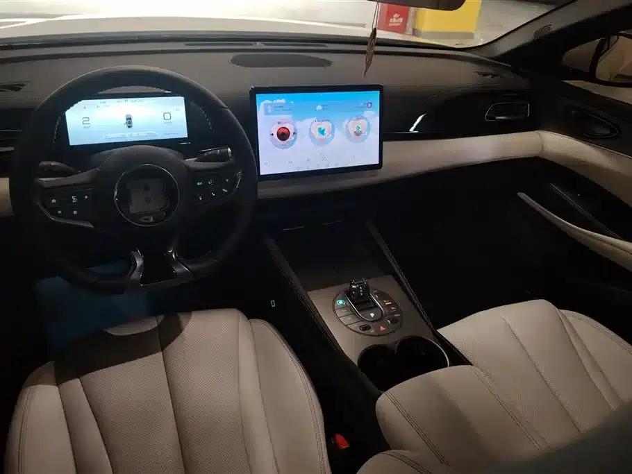 Seal 06 2024 DM-i 120KM Premium Edition — миниатюра 12