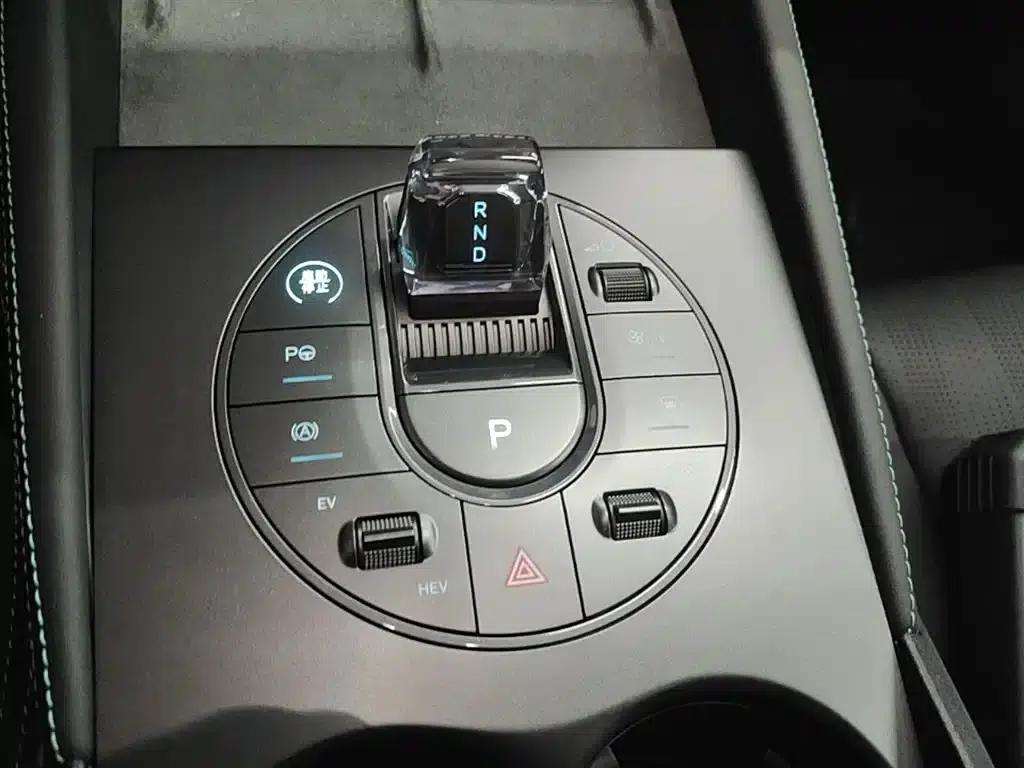 Seal 06 2025 DM-i Intelligent Driving Edition 120KM Premium Model — миниатюра 14