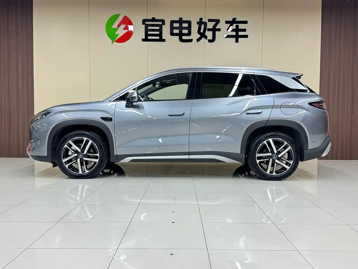 Song L DM-i 2025 Smart Driving Edition 112km/h Superior Model — миниатюра 4