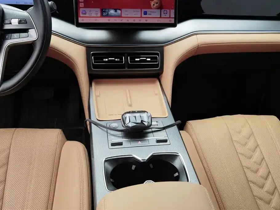 Song L DM-i 2024 Model 112km/h Superior Edition — миниатюра 16