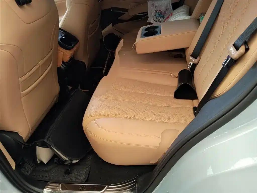 Song L DM-i 2025 Smart Driving Edition 112km Leading Model — миниатюра 17