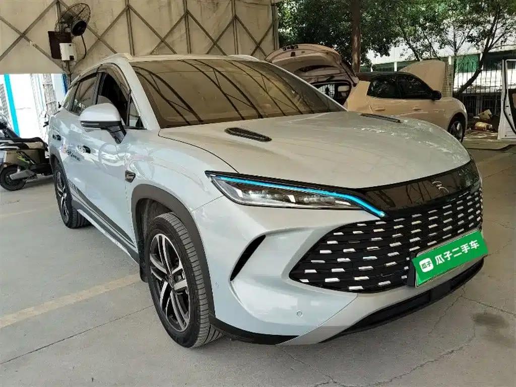 Song L DM-i 2025 Smart Driving Edition 112km Leading Model — миниатюра 4