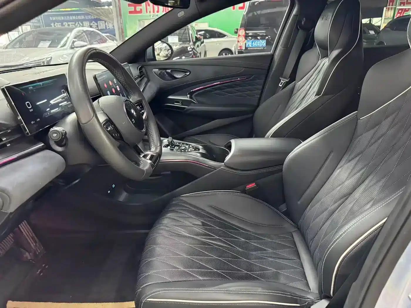 Seal 2023 Champion Edition 700km Performance Version — миниатюра 6