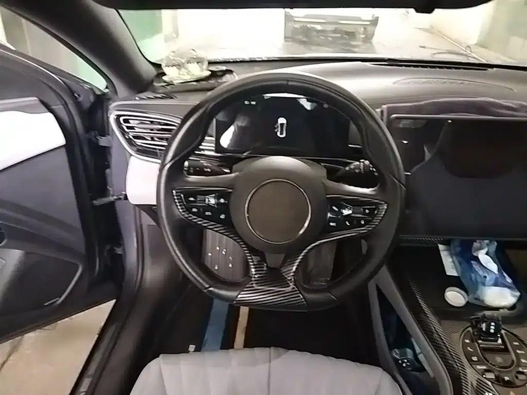 Seal 2022 550km Standard Range Rear-Wheel Drive Premium Edition — миниатюра 11
