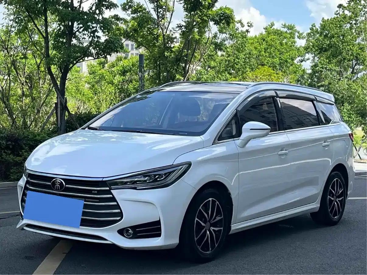 Song MAX 2017 1.5T Automatic Intelligent Elite 7-seater — миниатюра 1