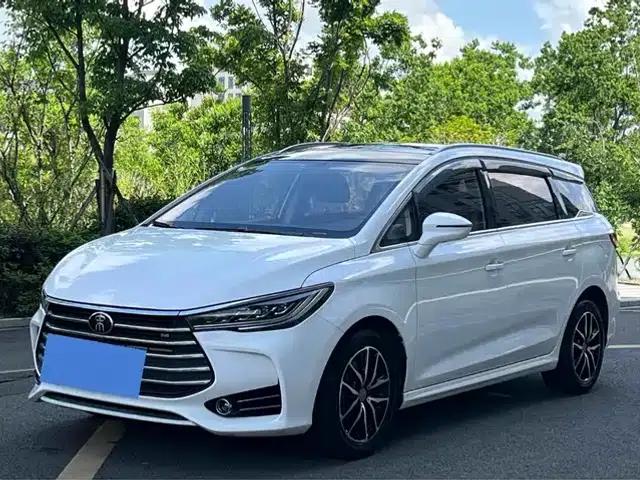 Song MAX 2017 1.5T Automatic Intelligent Elite 7-seater