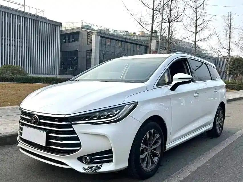 Song MAX 2019 1.5T Automatic Intelligent Connected Sunroof Model 7-Seater National VI Emission Standard — миниатюра 1