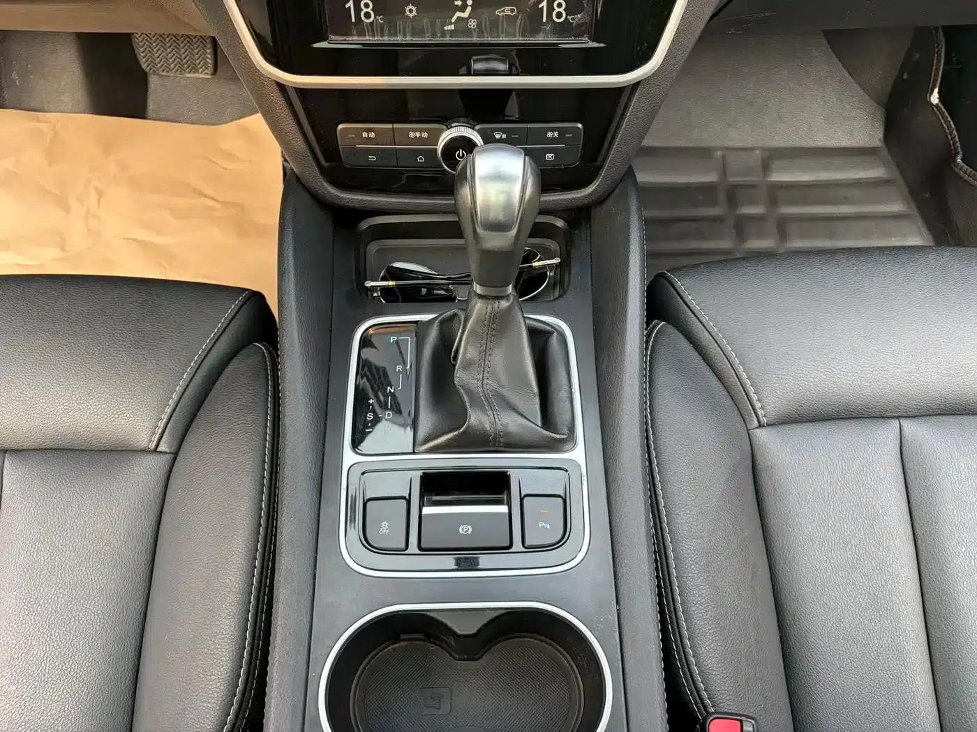 Song MAX 2018 1.5T Automatic Intelligent Elite 6-seater — миниатюра 15