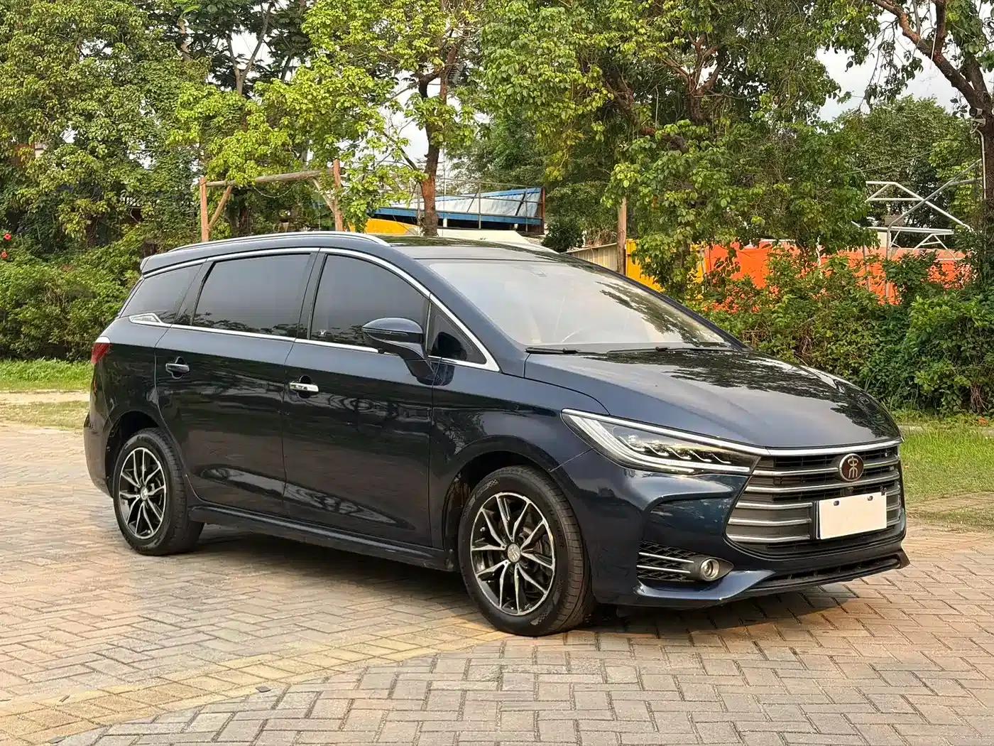 Song MAX 2018 1.5T Automatic Intelligent Elite 6-seater — миниатюра 3