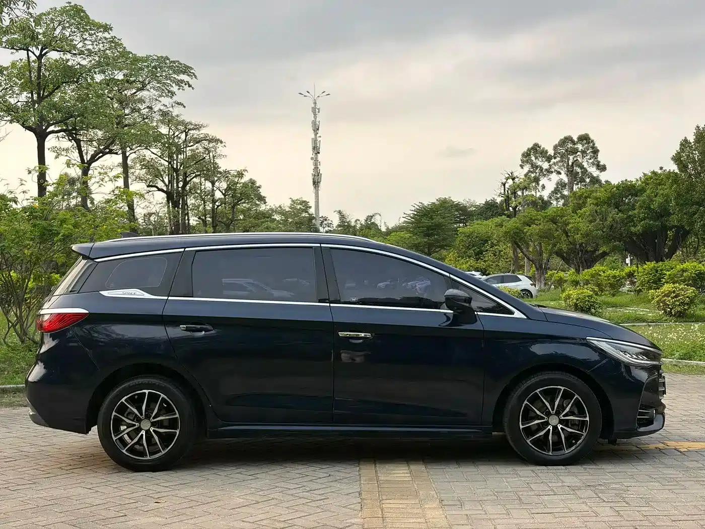 Song MAX 2018 1.5T Automatic Intelligent Elite 6-seater — миниатюра 4