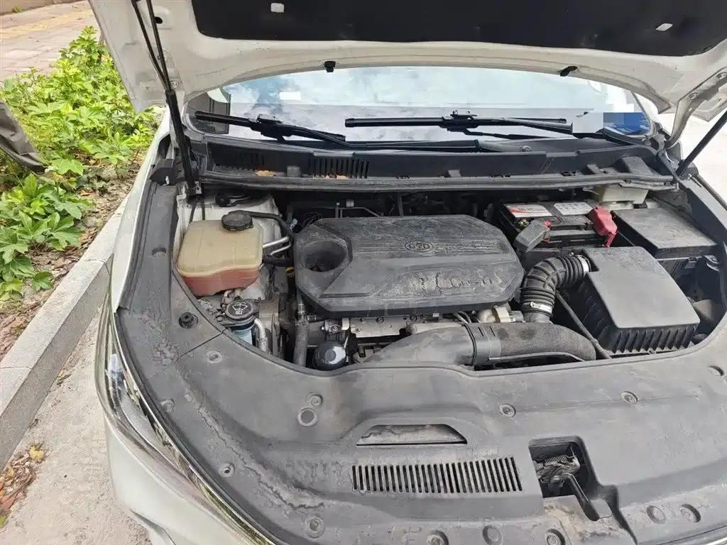 Song MAX 2019 1.5T Automatic Intelligent Connected Ruiyi 7-seater National V Emission Standard — миниатюра 20