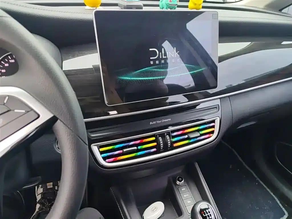 Song MAX 2019 1.5T Manual Intelligent Connectivity Sunroof Model 6 Seats National VI Emission Standard — миниатюра 13