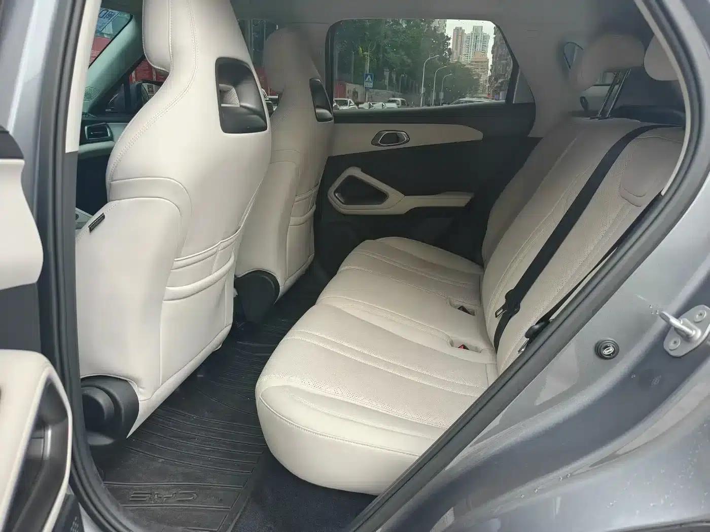 Yuan UP 2024 Model 401KM Vitality Edition — миниатюра 5