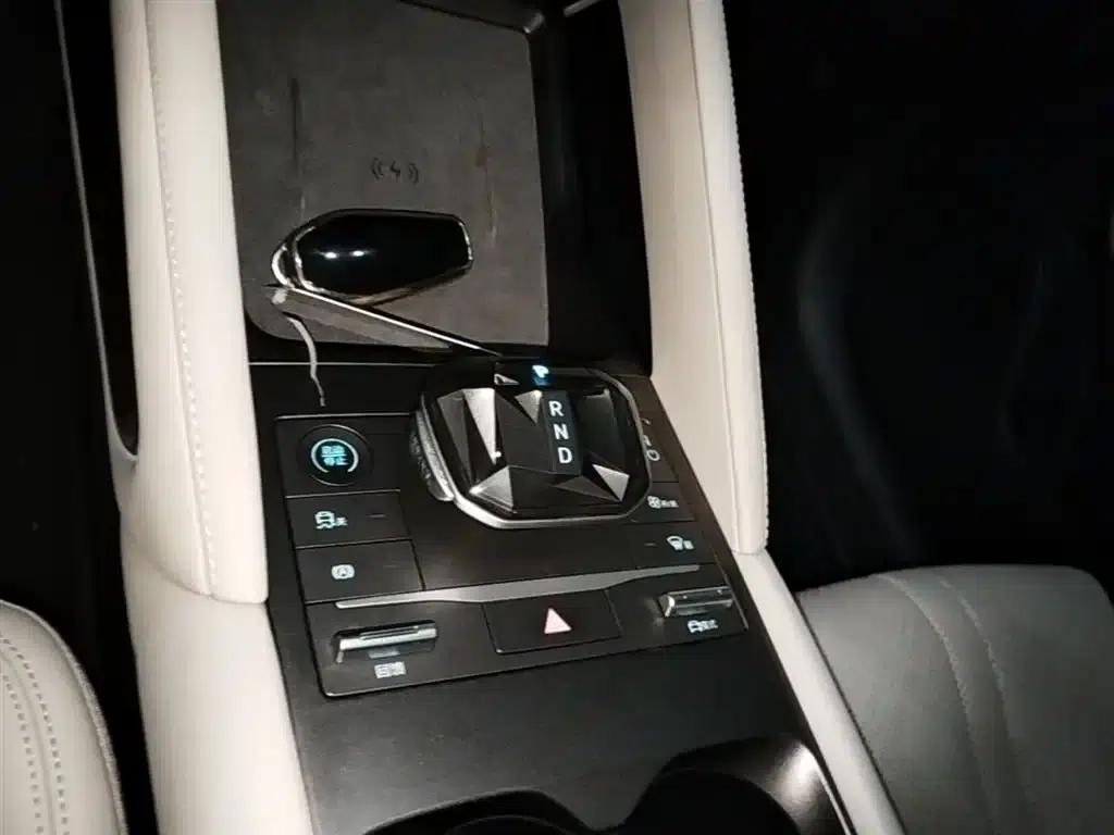 Yuan UP 2024 Model 401KM Super Edition — миниатюра 14