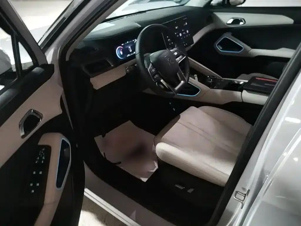 Yuan UP 2024 Model 401KM Super Edition — миниатюра 16