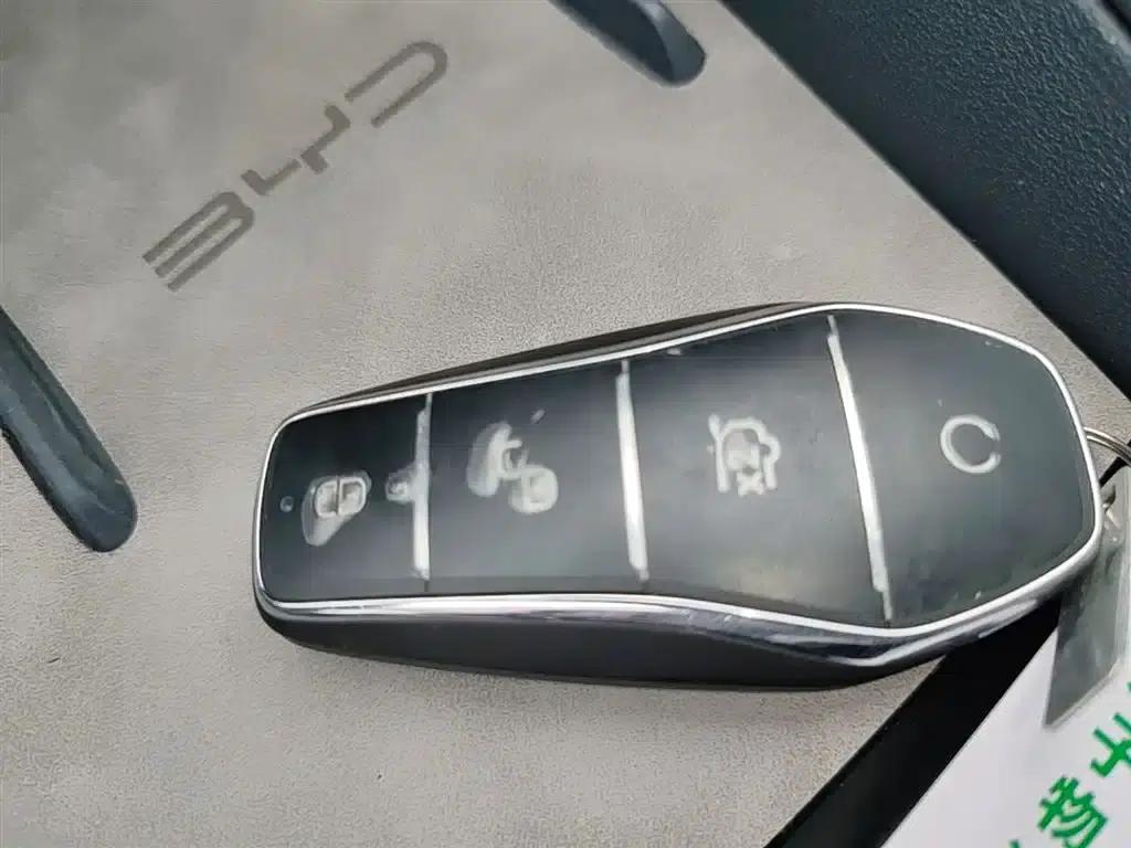 Seal 06GT 2025 505 Wave Edition — миниатюра 17