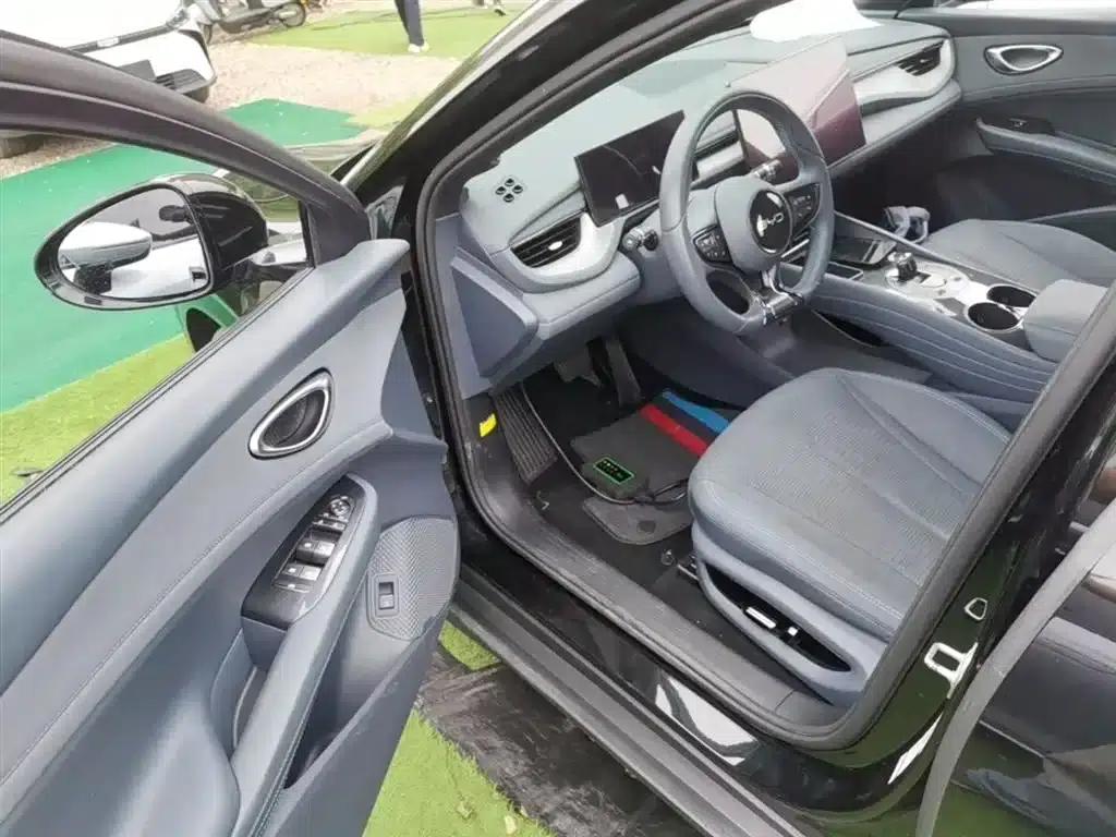 Seal 06GT 2025 Model 505 Wave Plus Edition — миниатюра 16