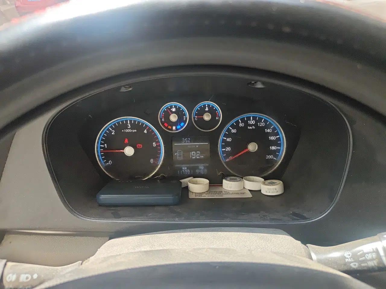 Foton Toano 2021 2.0T Manual Tongtu Short Wheelbase Mid-Height 5/6-Seater 4F20TC3 — миниатюра 12