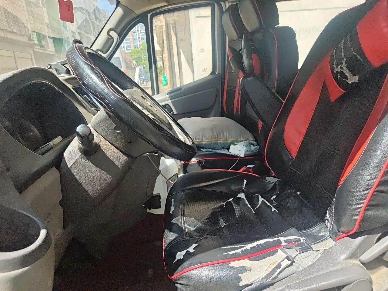 Foton Toano 2021 2.0T Manual Tongtu Short Wheelbase Mid-Height 5/6-Seater 4F20TC3 — миниатюра 16