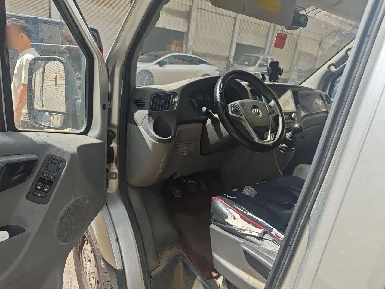 Foton Toano 2021 2.0T Manual Tongtu Short Wheelbase Mid-Height 5/6-Seater 4F20TC3 — миниатюра 17