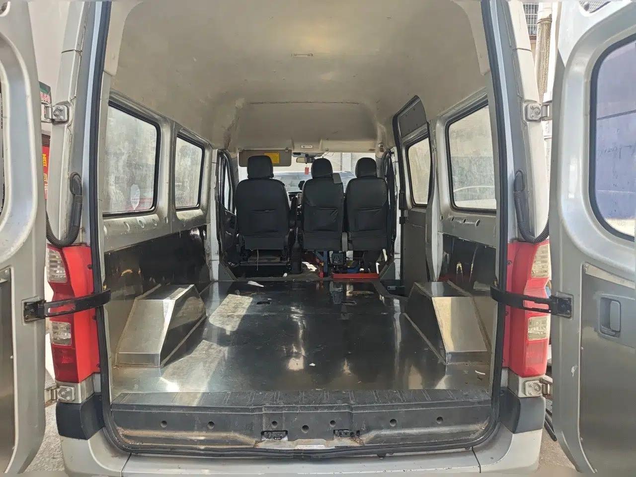 Foton Toano 2021 2.0T Manual Tongtu Short Wheelbase Mid-Height 5/6-Seater 4F20TC3 — миниатюра 20