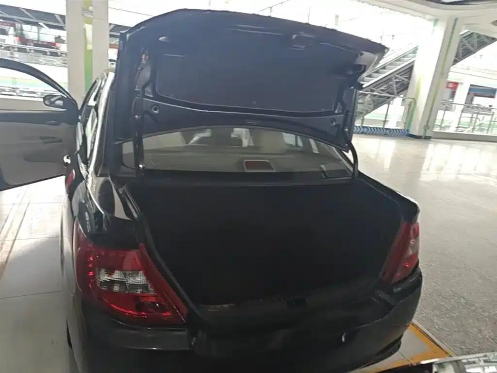 BYD F3 2015 Energy-Saving Edition 1.5L Manual Comfort Model — миниатюра 19