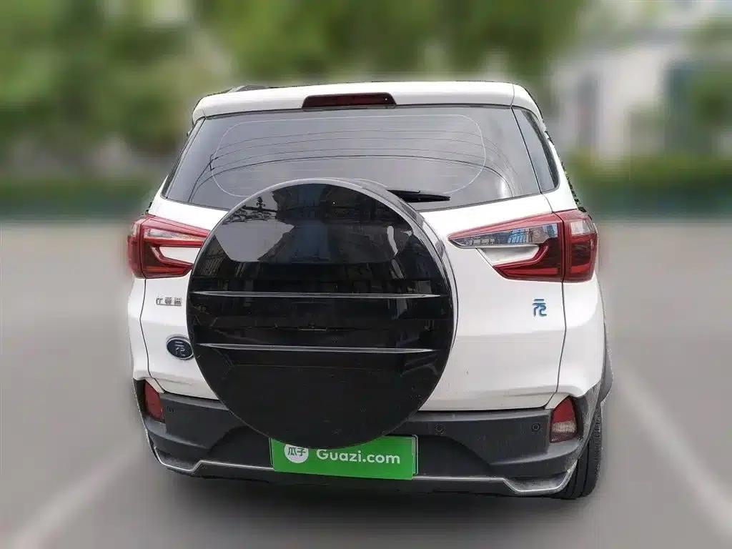Yuan New Energy 2018 EV360 Smart Connected Cool Edition — миниатюра 4