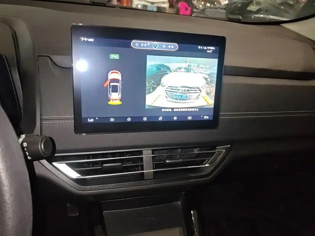 Yuan New Energy 2019 EV360 Intelligent Enjoyment Edition — миниатюра 13