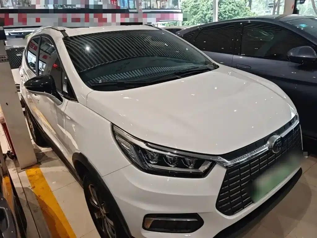 Yuan New Energy 2019 EV360 Intelligent Enjoyment Edition — миниатюра 4