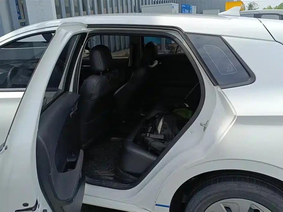 BYD e2 2020 Upgraded Standard Range Standard Model — миниатюра 11