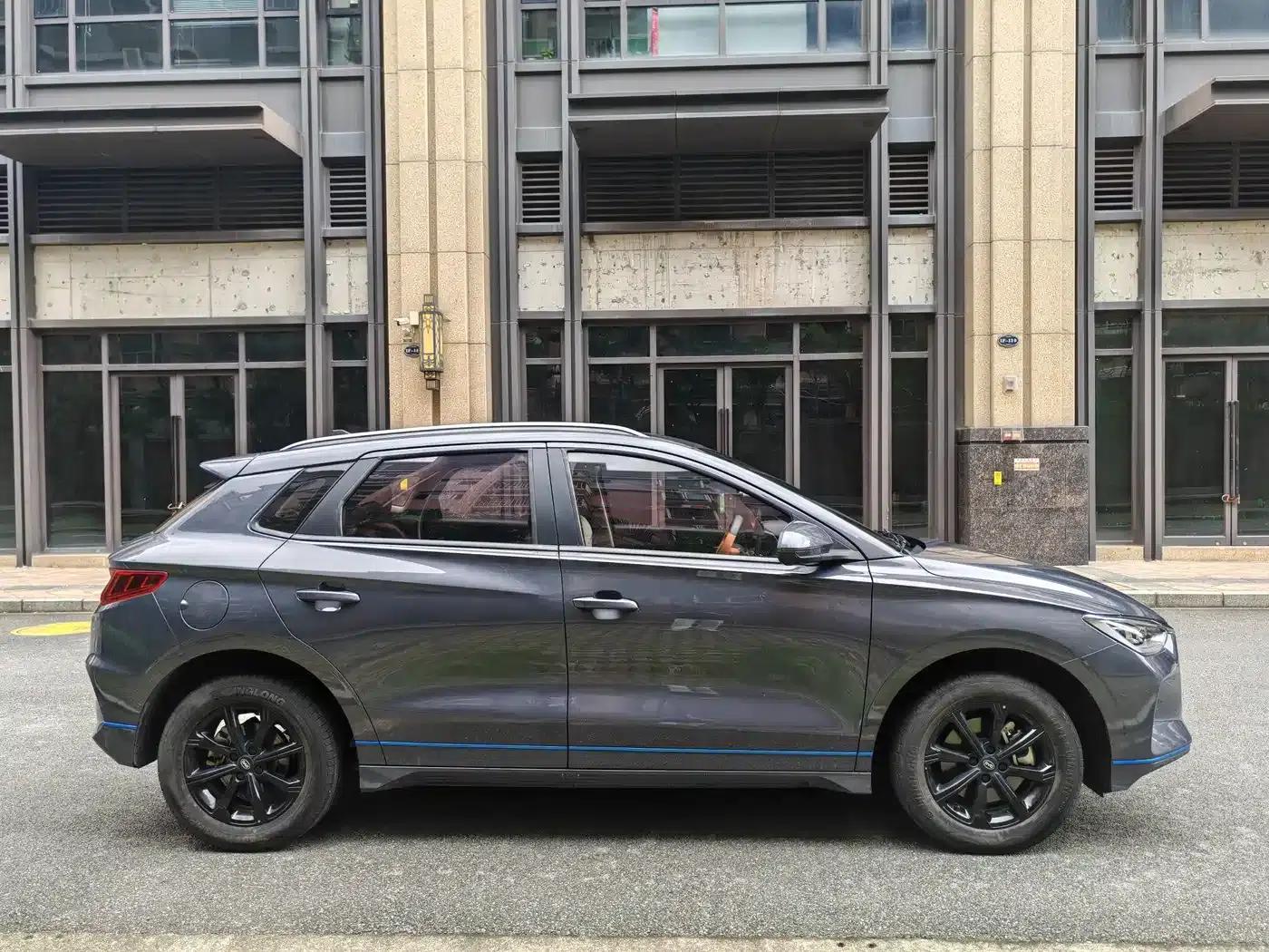 BYD e2 2020 Upgraded Long-Range Luxury Edition — миниатюра 4
