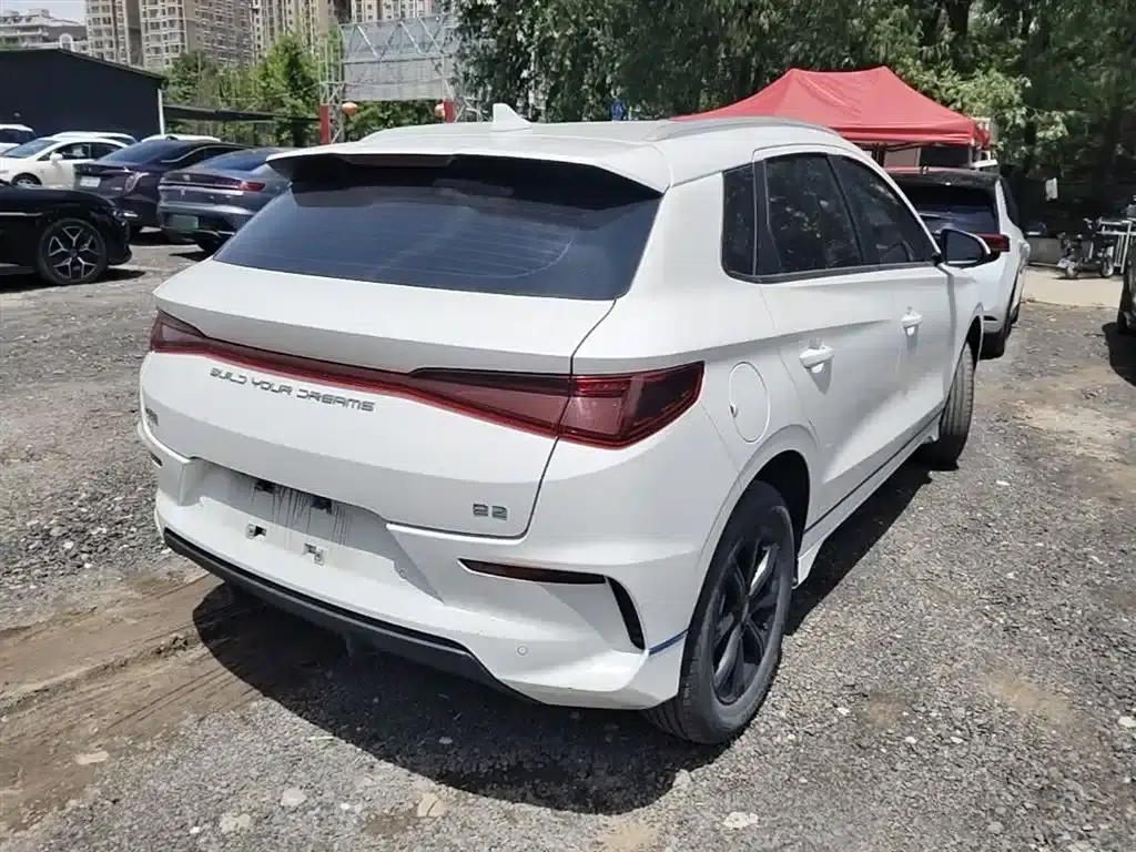 BYD e2 2020 Upgraded Long-Range Luxury Edition — миниатюра 7