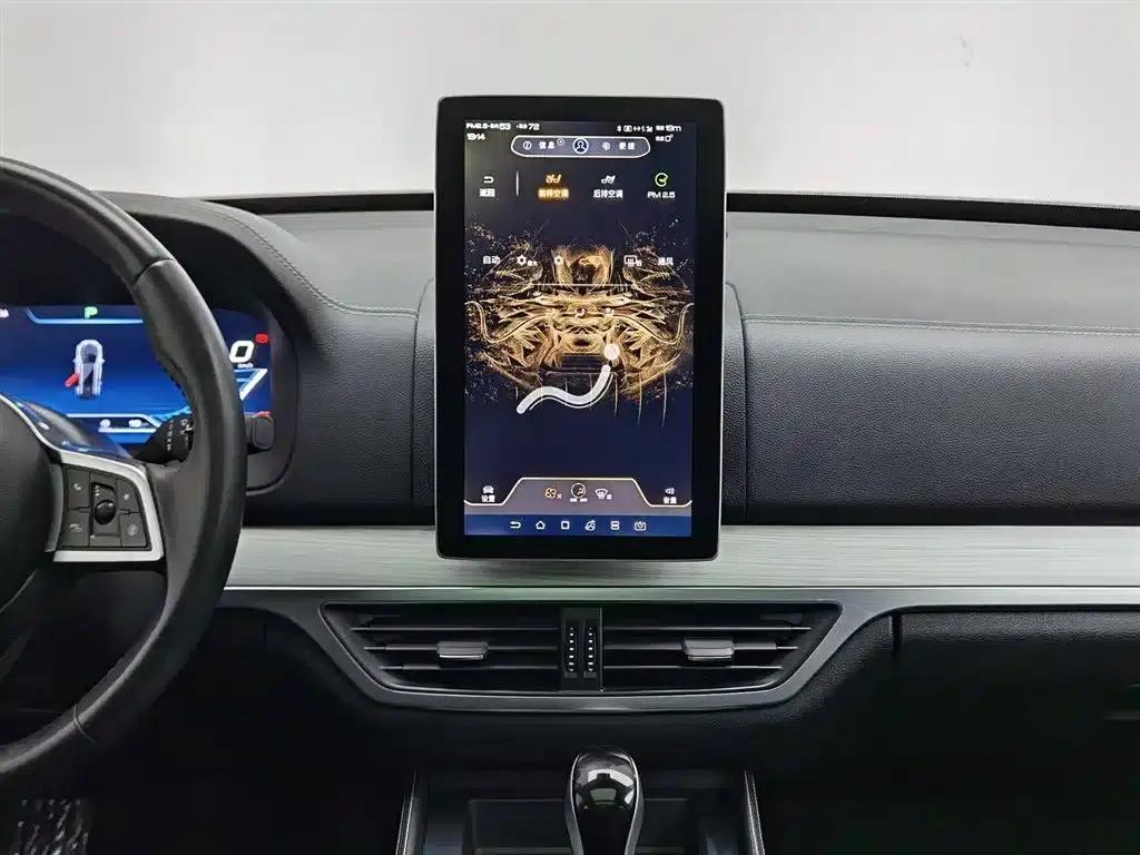 Tang 2018 2.0T Automatic Intelligent Connected Premium 7-seater National V Emission Standard — миниатюра 12
