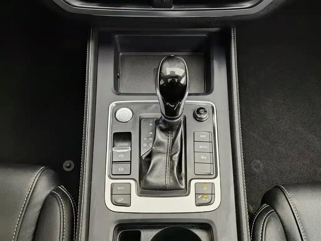 Tang 2018 2.0T Automatic Intelligent Connected Premium 7-seater National V Emission Standard — миниатюра 13